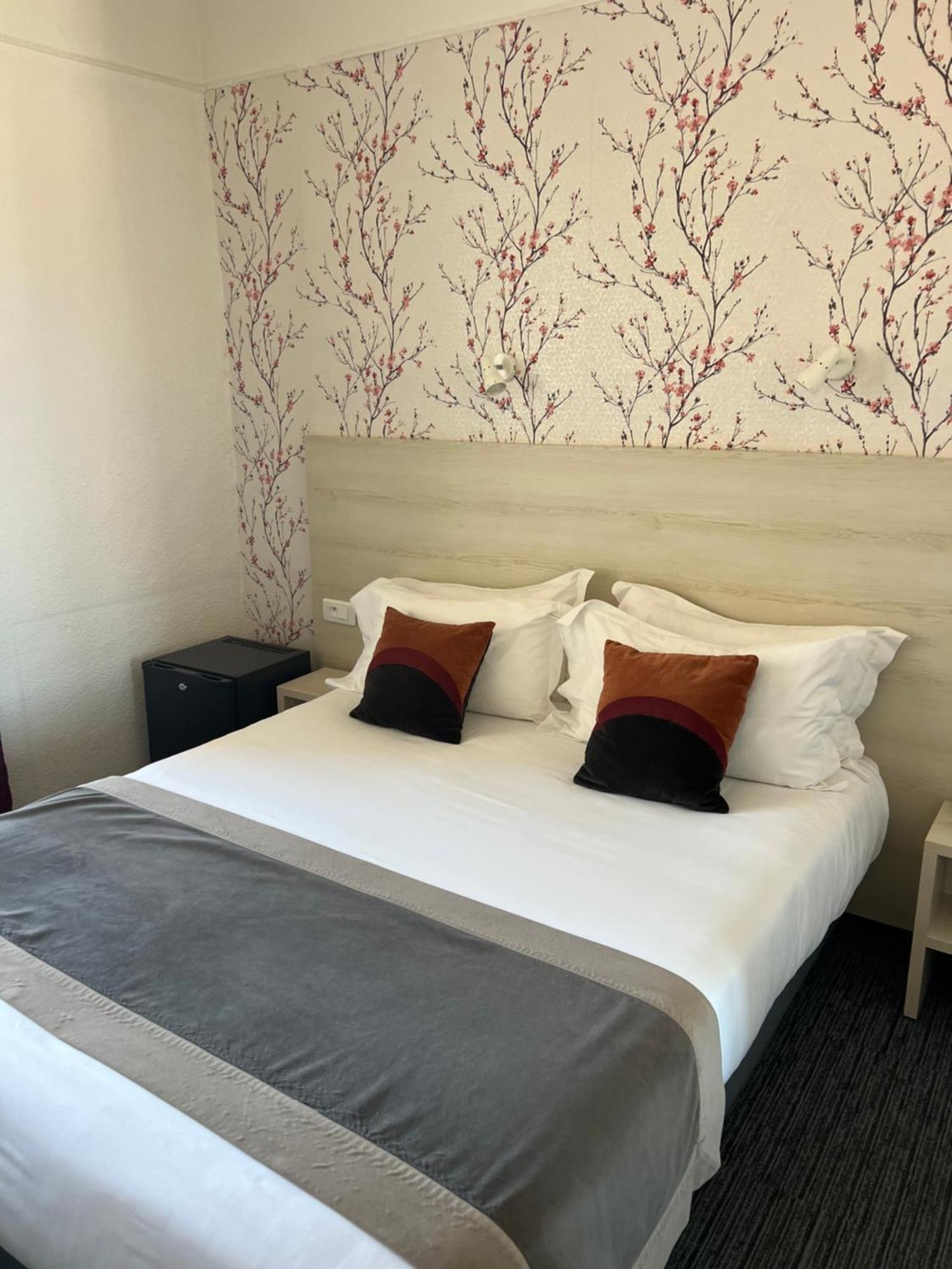 Le Regina Hotel Et Restaurant Canet-Plage Εξωτερικό φωτογραφία