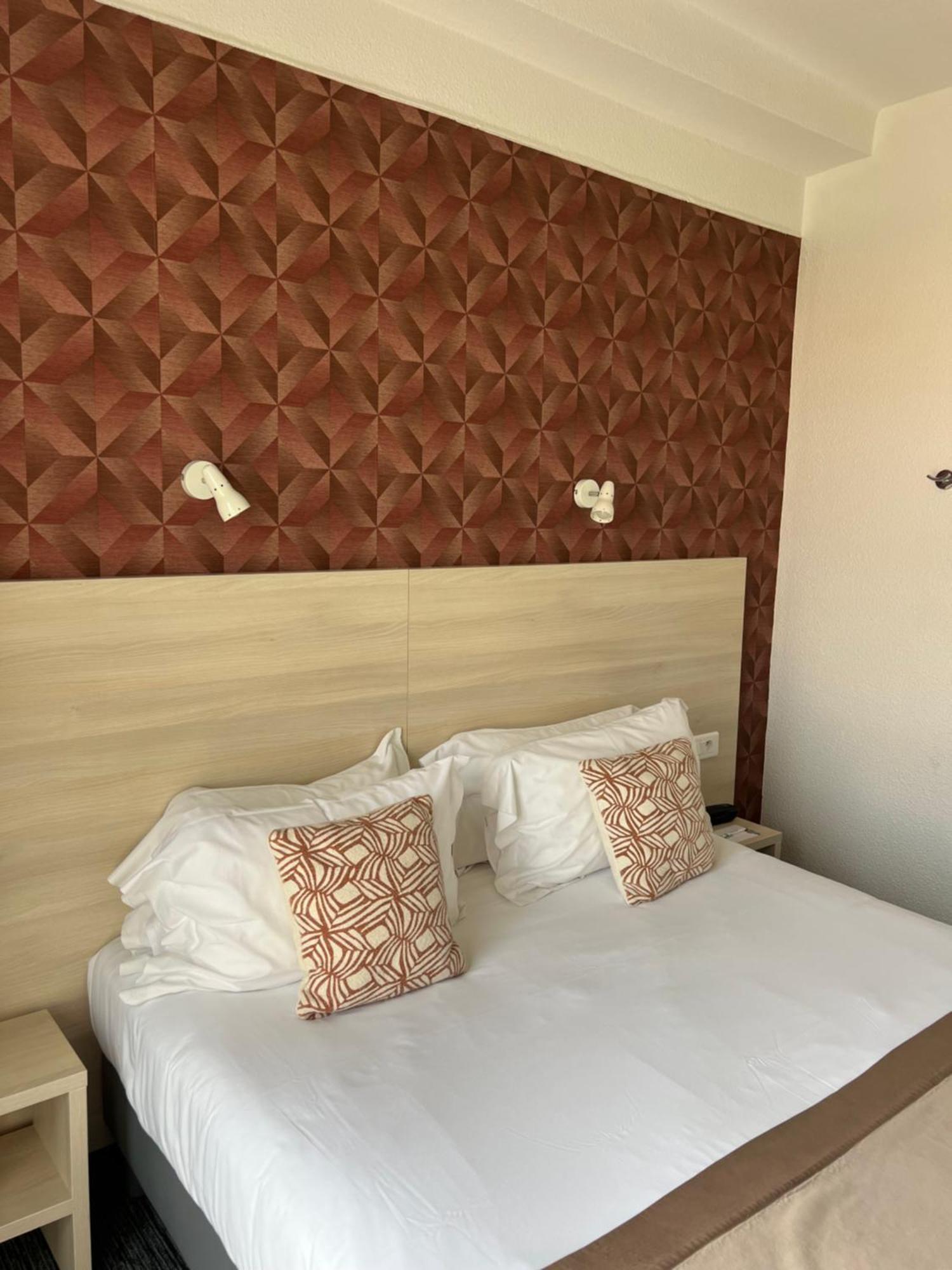 Le Regina Hotel Et Restaurant Canet-Plage Εξωτερικό φωτογραφία