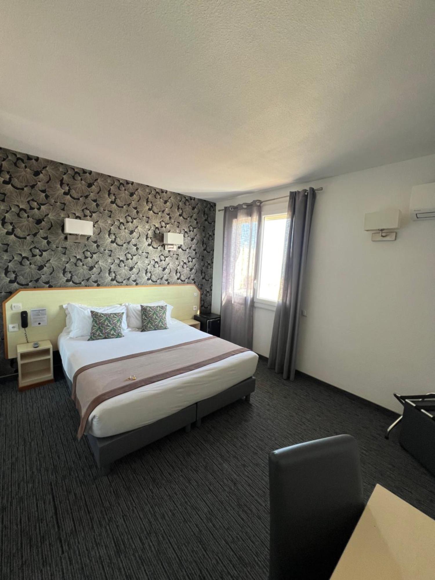 Le Regina Hotel Et Restaurant Canet-Plage Εξωτερικό φωτογραφία