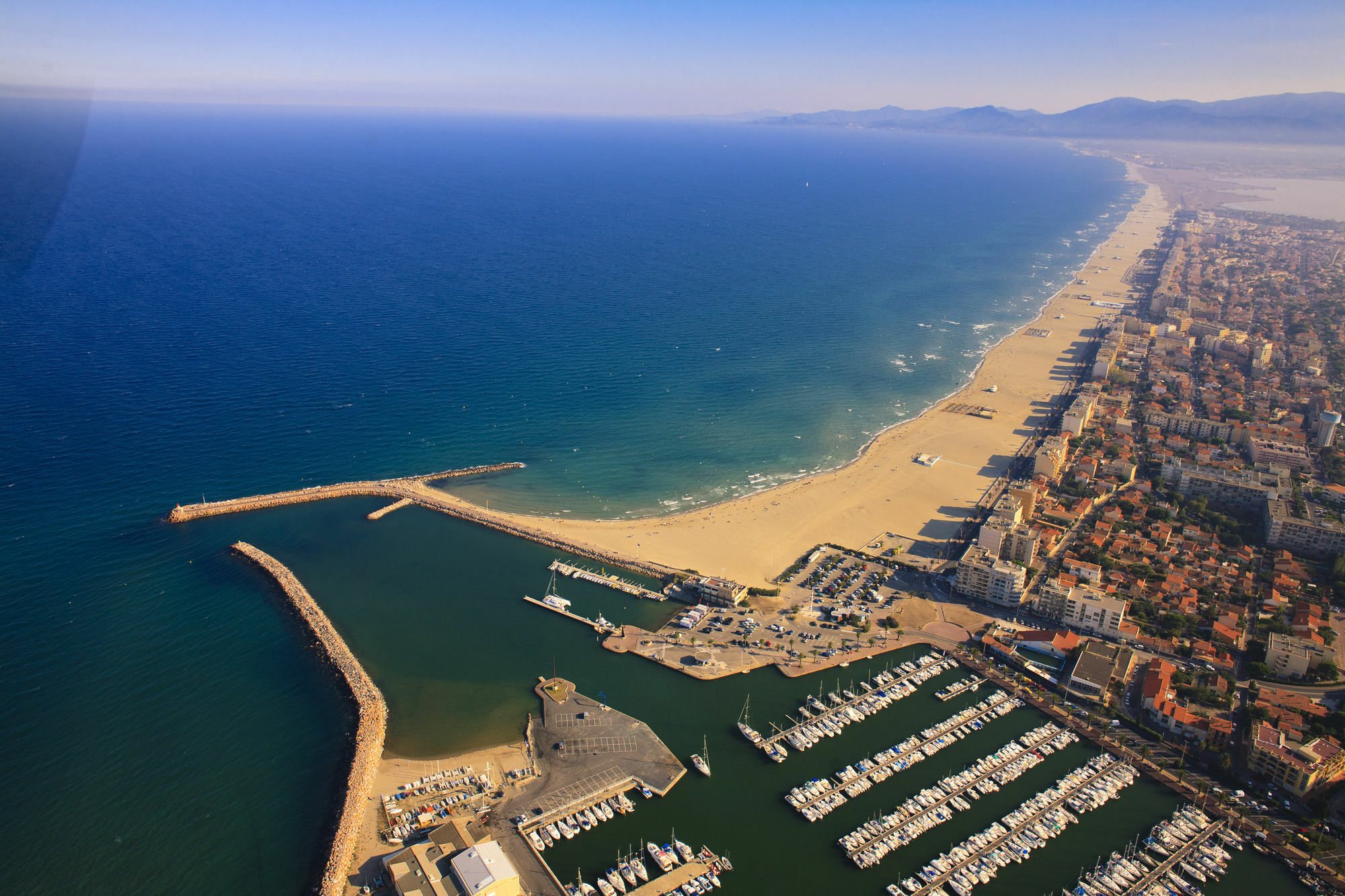 Le Regina Hotel Et Restaurant Canet-Plage Εξωτερικό φωτογραφία